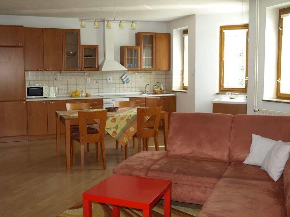 Penzion Fantazia Poprad - Self Check-In ภายนอก รูปภาพ