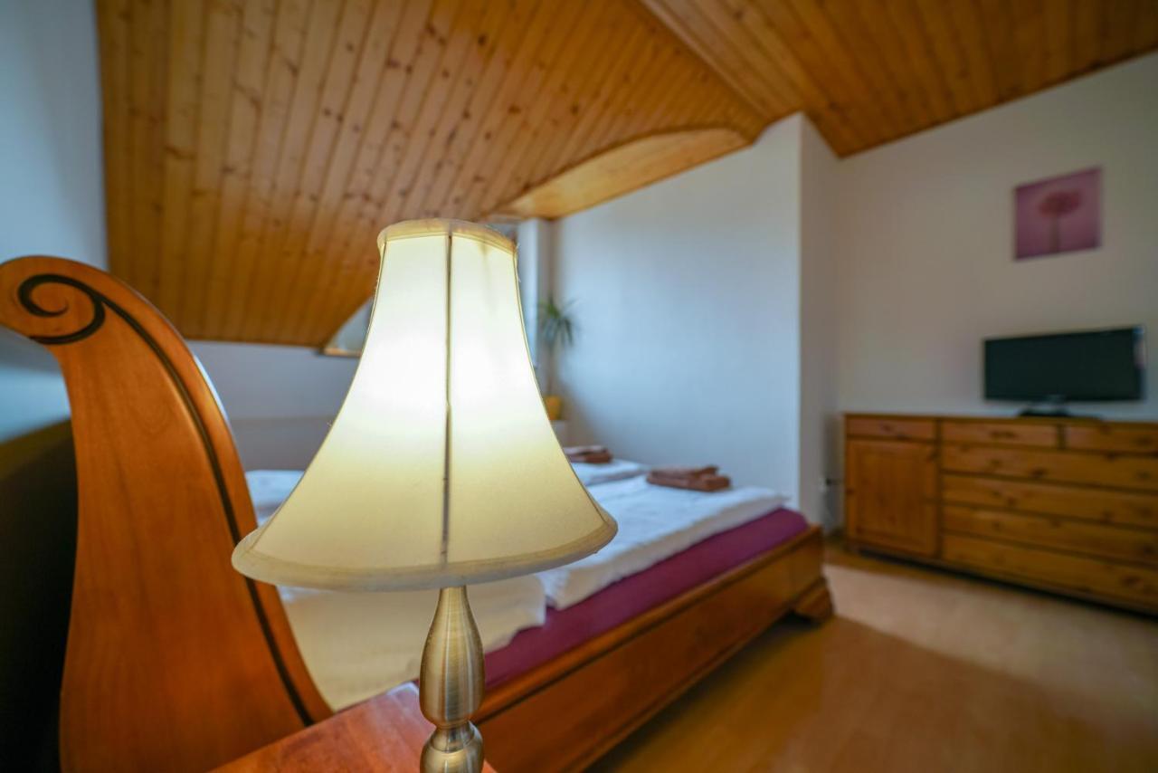 Penzion Fantazia Poprad - Self Check-In ภายนอก รูปภาพ