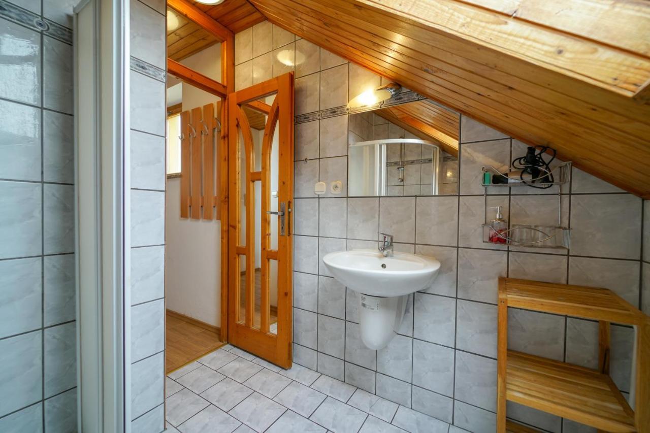 Penzion Fantazia Poprad - Self Check-In ภายนอก รูปภาพ
