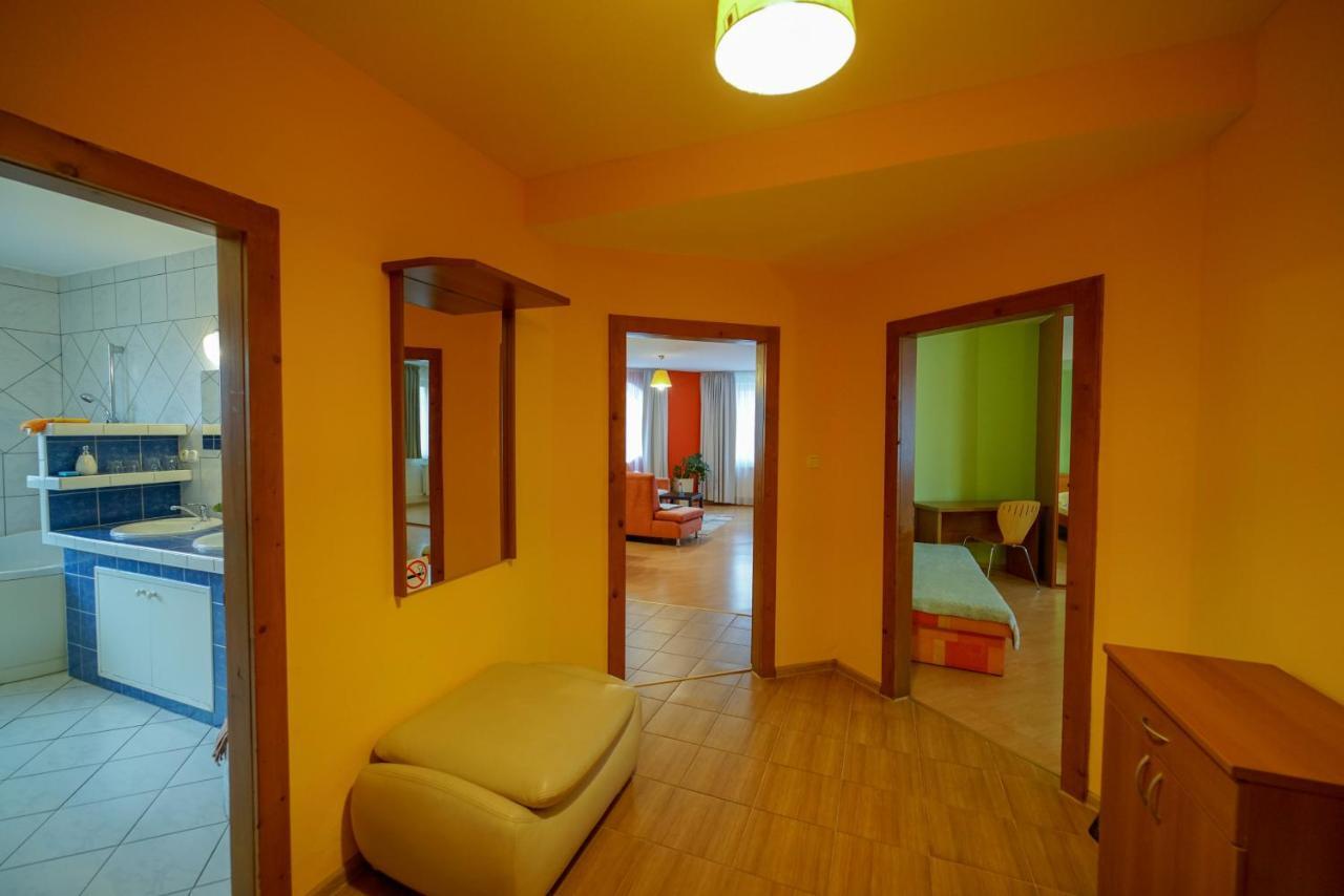 Penzion Fantazia Poprad - Self Check-In ภายนอก รูปภาพ
